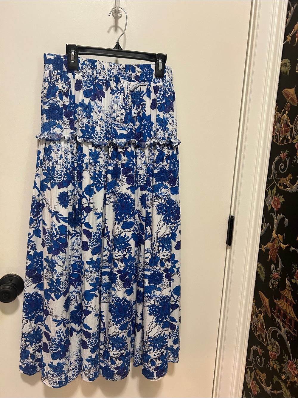 Tuckernuck x Hyacinth House Blue Floral Tiered Maxi Skirt - White & Blue